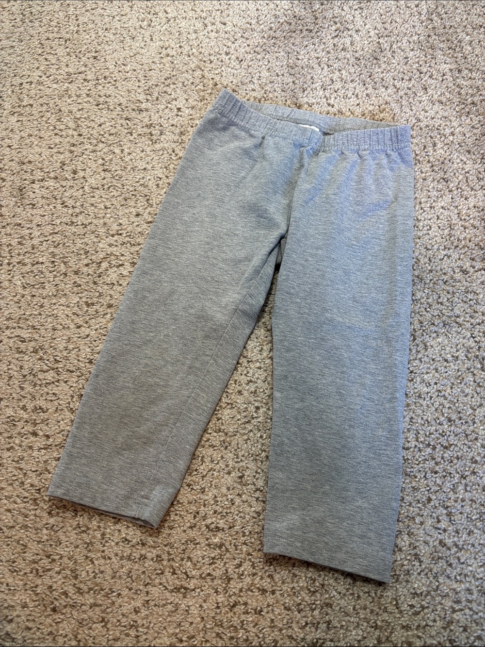 Hanna Andersson Cropped Heather Gray Legging Size 6-7 | basics | play clothes |